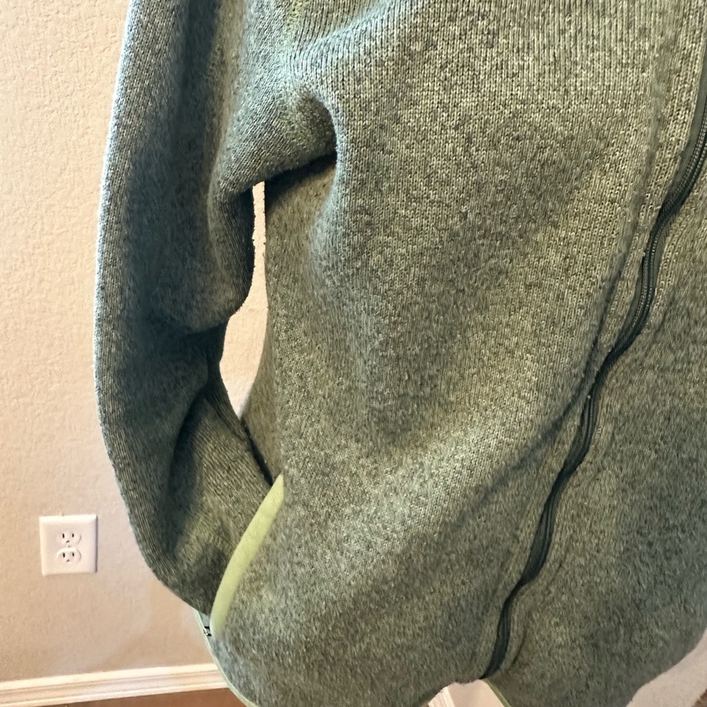 Patagonia Olive Full-Zip Fleece Jacket Size Medium - Picture 4 of 13